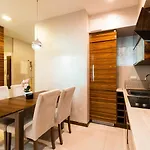 Aparthotel Aapartments - Ideal Center Location 4*