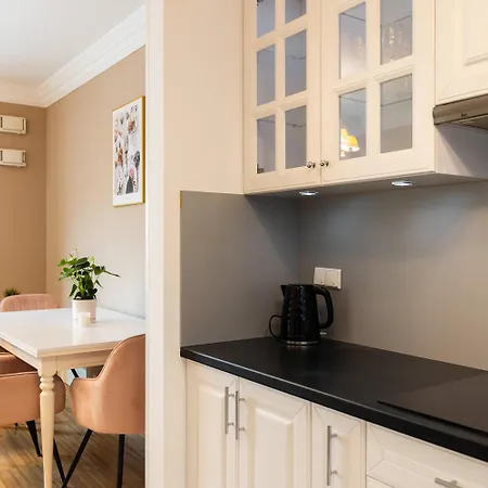Aapartments - Ideal Center Location Apartahotel Varsovia