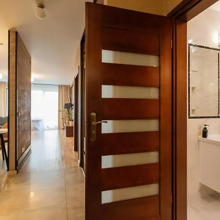 Aapartments - Ideal Center Location