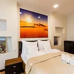 Aapartments - Ideal Center Location 4*